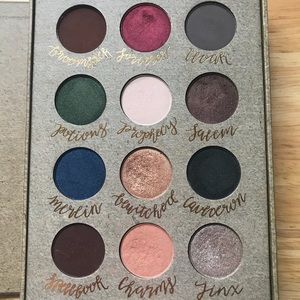 Storybook Cosmetics palette 🎨
